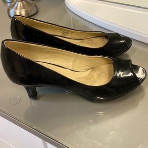 Naturalizer N5 Comfort Black Heels